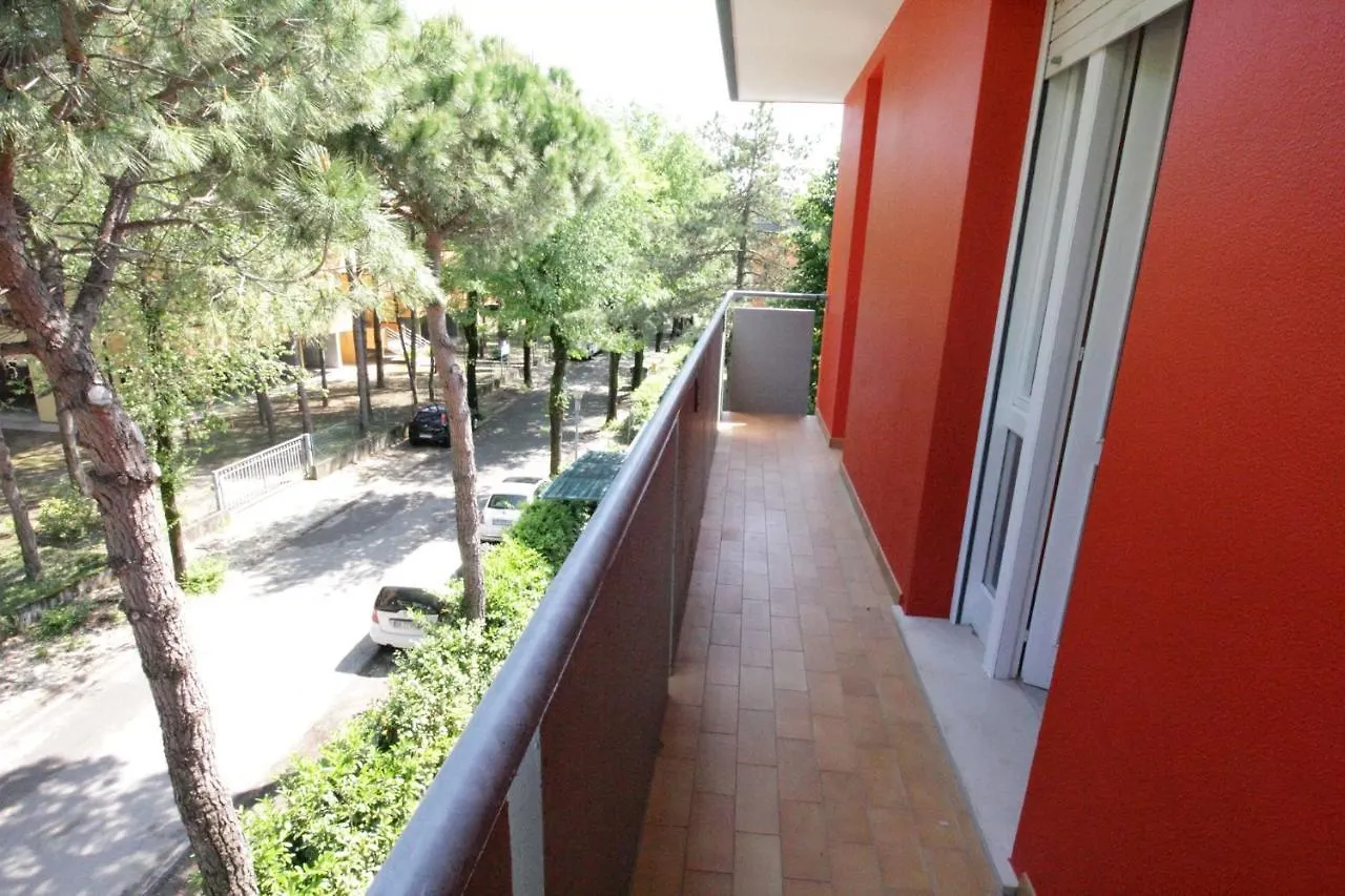 Trilocale Con Piscina - Luca Apartment Bibione Italy