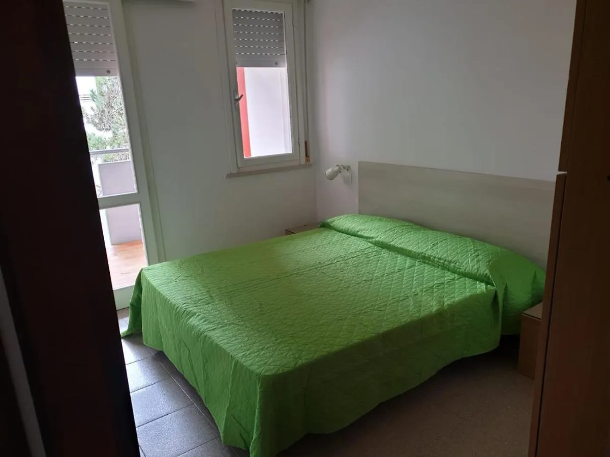 Trilocale Con Piscina - Luca Apartment Bibione